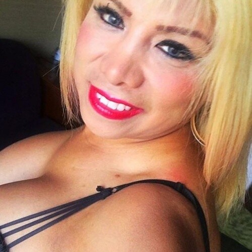 “Une mure qui cherche la bite”